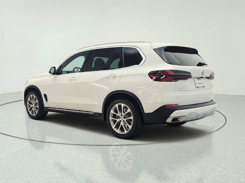 Used 2024 BMW X5 sDrive40i w/ Premium Package RWD image 7