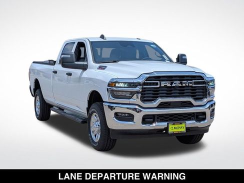 New 2026 RAM 2500 Tradesman AWD/4WD image 2