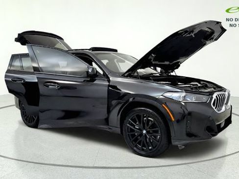 Used 2025 BMW X6 xDrive40i w/ Executive Package AWD/4WD image 11