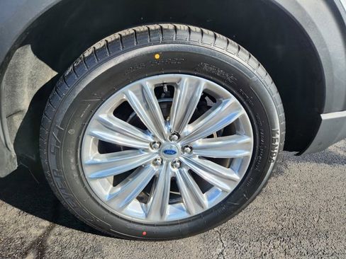 Used 2022 Ford Explorer Limited w/ Equipment Group 301A image 47