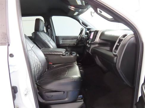 Used 2022 RAM 2500 Big Horn AWD/4WD image 34
