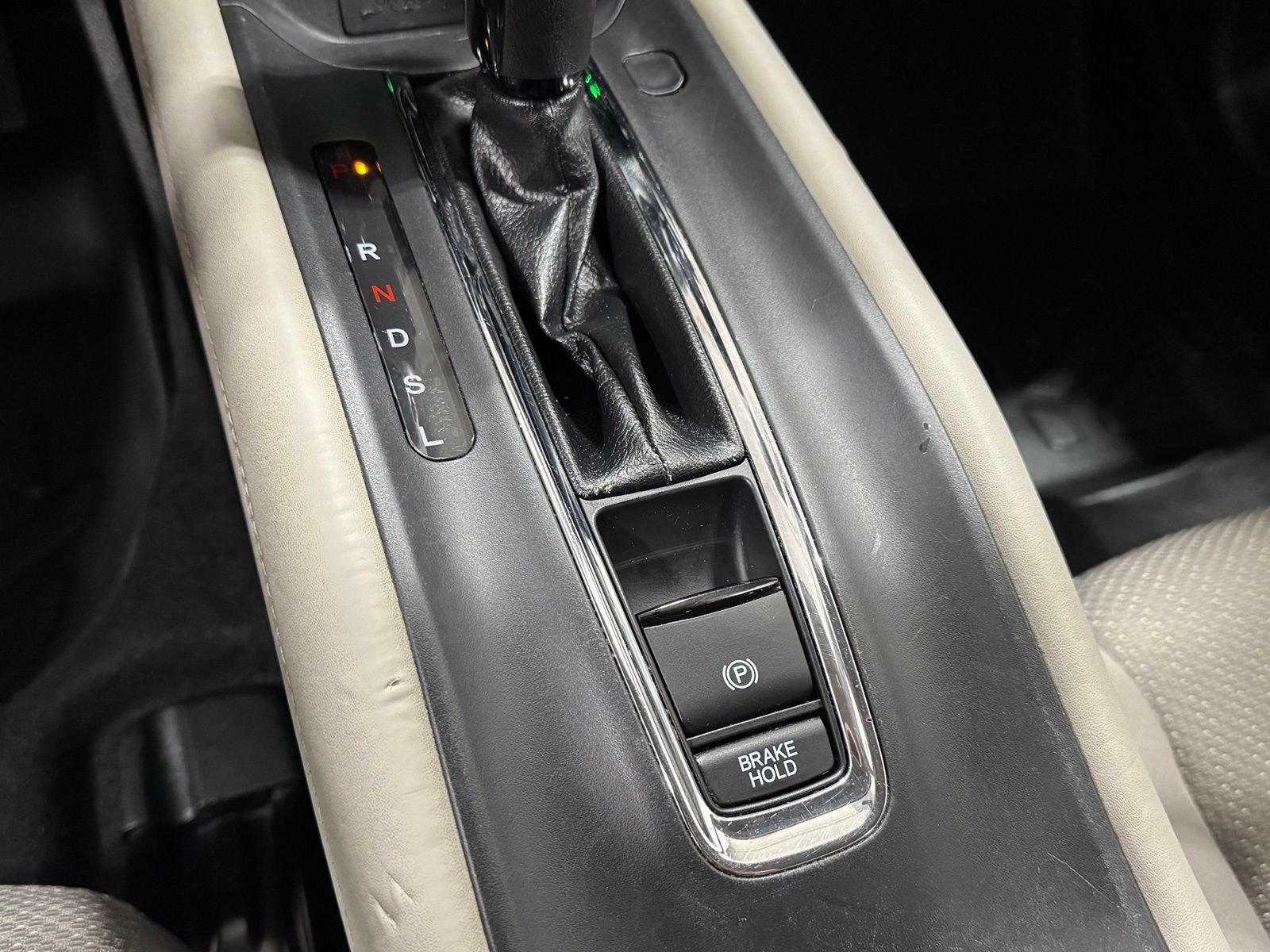 Used 2018 Honda HR-V LX image 26