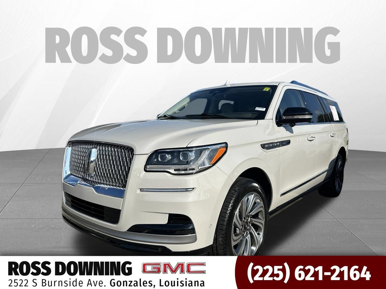 Used 2024 Lincoln Navigator L Reserve AWD/4WD image 1