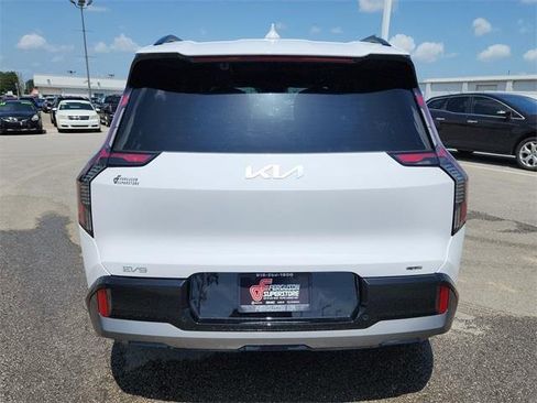 New 2026 Kia EV9 GT-Line image 4