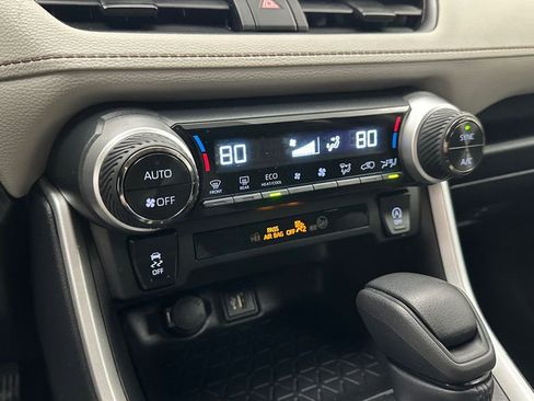 Certified 2024 Toyota RAV4 XLE image 27