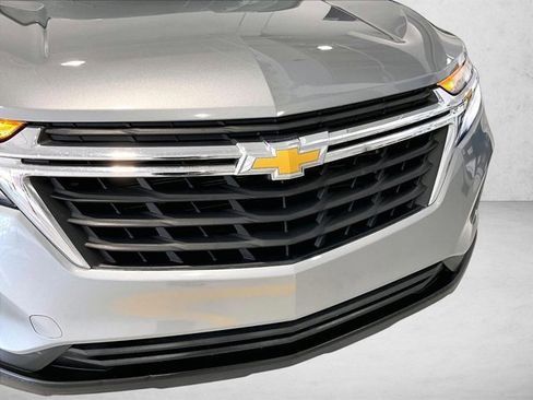 Used 2024 Chevrolet Equinox LS FWD image 30