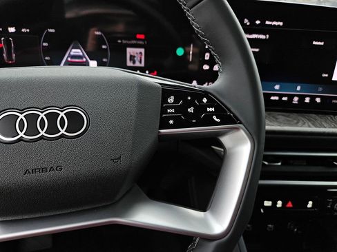 New 2025 Audi Q5 Premium Plus AWD/4WD image 12
