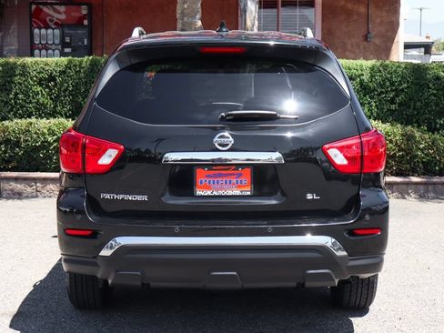 Used 2019 Nissan Pathfinder SL FWD image 7