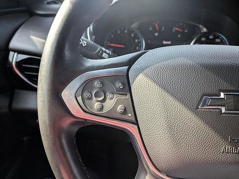 Used 2023 Chevrolet Traverse RS AWD/4WD image 17
