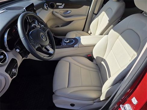 Used 2018 Mercedes-Benz GLC 300 GLC 300 image 9
