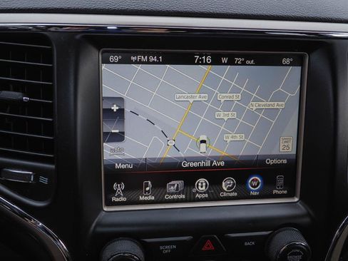 Used 2014 Jeep Grand Cherokee Altitude AWD/4WD image 13