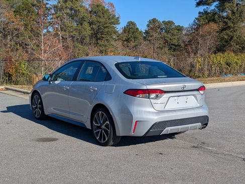 Used 2022 Toyota Corolla SE image 6