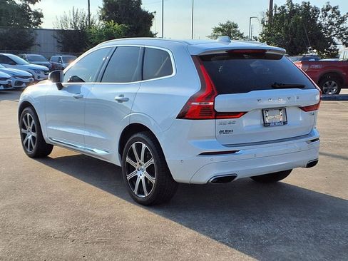 Used 2021 Volvo XC60 T5 Inscription w/ Advanced Package AWD/4WD image 2