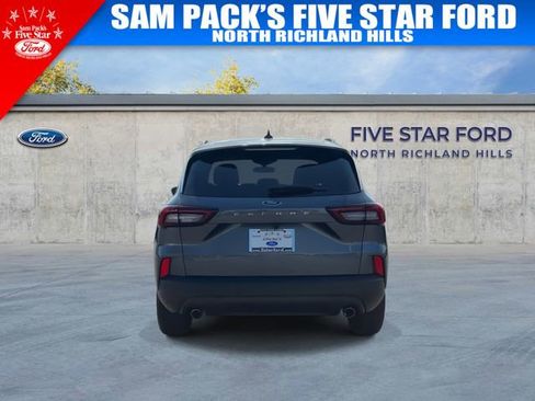 Used 2025 Ford Escape ST-Line FWD image 8