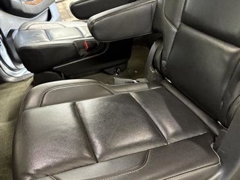 Used 2018 Chevrolet Suburban Premier image 17
