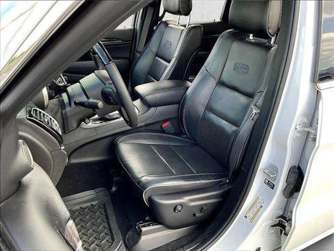 Used 2021 Jeep Grand Cherokee Overland AWD/4WD image 22