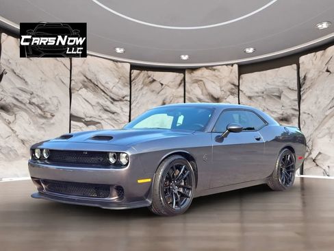 Used 2023 Dodge Challenger SRT Hellcat w/ Driver Convenience Group RWD image 3