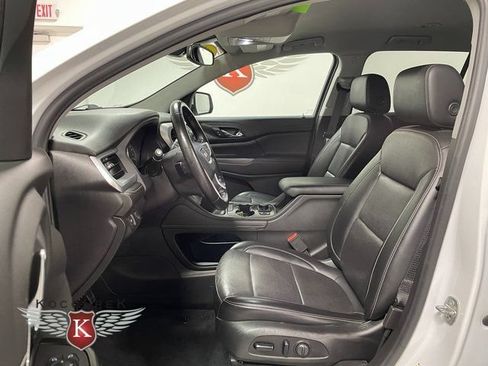Used 2021 GMC Acadia SLT w/ Trailering Package AWD/4WD image 12