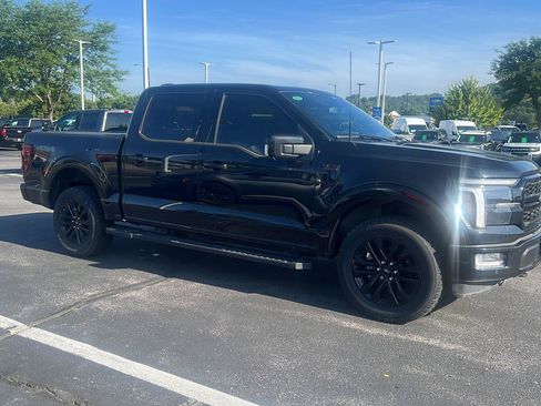 Used 2024 Ford F150 Lariat w/ Equipment Group 502A High AWD/4WD image 3