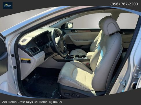 Used 2017 Hyundai Sonata Sport w/ Value Edition Package 02 FWD image 11