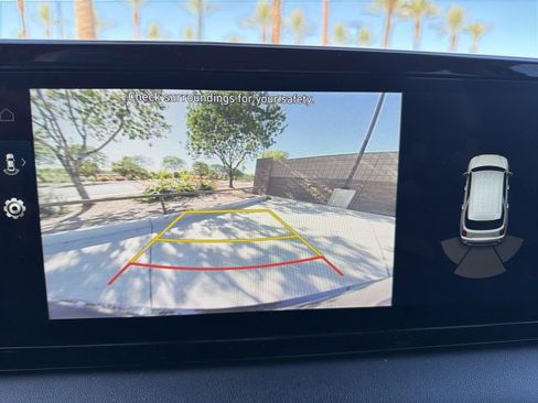 Used 2024 Hyundai Palisade SEL FWD image 16