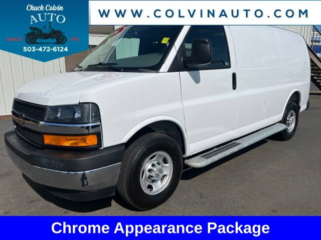Used 2025 Chevrolet Express 2500 w/ Driver Convenience Package RWD image 2