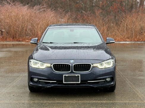 Used 2017 BMW 330i xDrive Sedan image 2