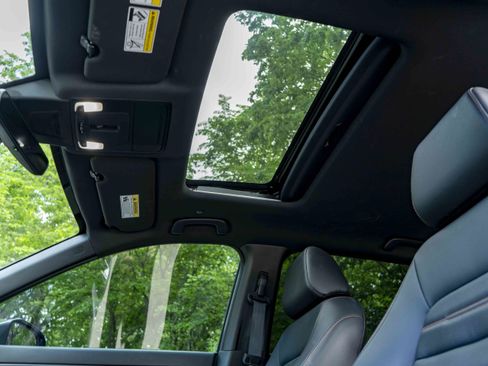 Used 2025 Honda CR-V Sport-L image 35