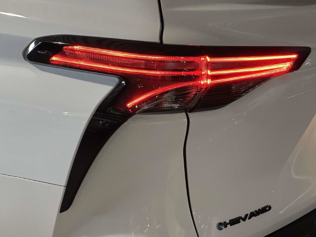 New 2026 Toyota Sienna XSE AWD/4WD image 10