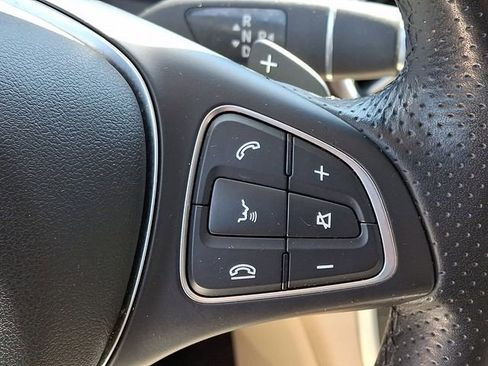 Used 2018 Mercedes-Benz GLA 250 4MATIC image 23
