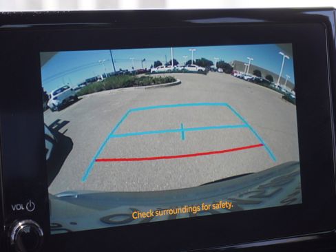 Used 2025 Toyota Corolla SE FWD image 23