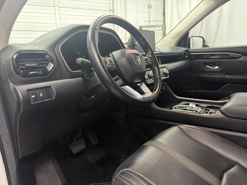 Used 2024 Honda Pilot EX-L image 12