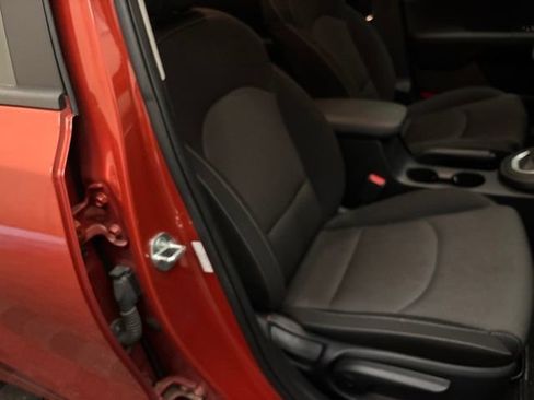 Certified 2024 Kia Forte LXS w/ LXS Technology Package FWD image 22