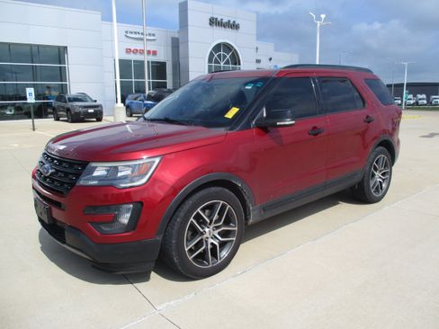 Used 2016 Ford Explorer Sport w/ Equipment Group 401A AWD/4WD image 1