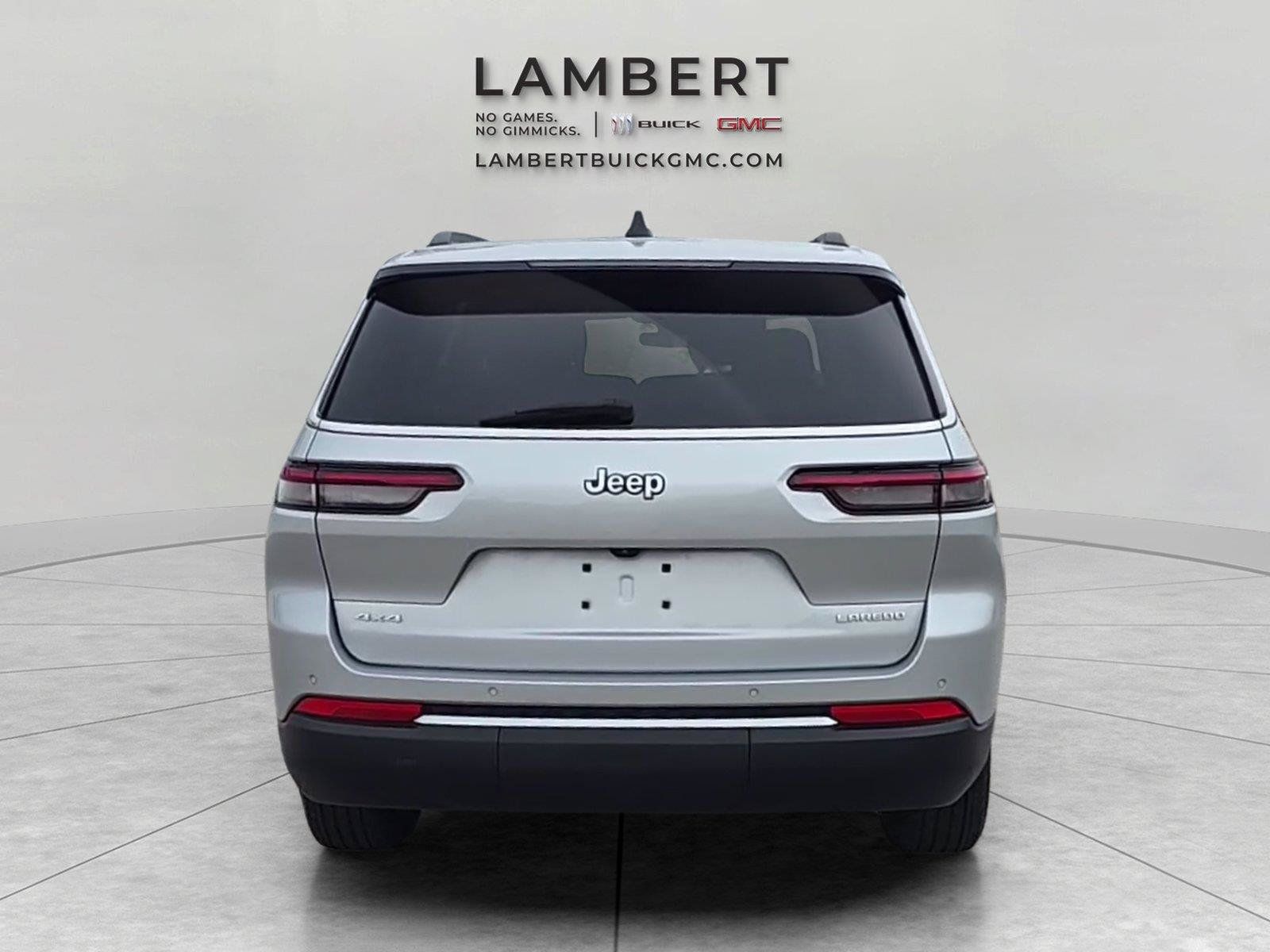 Used 2025 Jeep Grand Cherokee L Laredo w/ Luxury Tech Group I AWD/4WD image 4