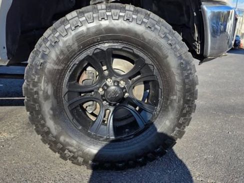 Used 2016 Ford F150 Lariat AWD/4WD image 11