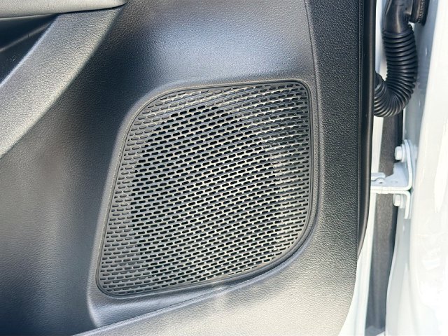 New 2027 Chrysler Pacifica Select FWD image 18