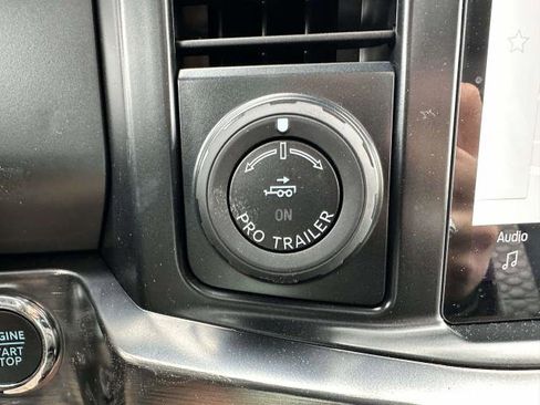 New 2026 Ford F250 Lariat w/ Black Appearance Package image 23