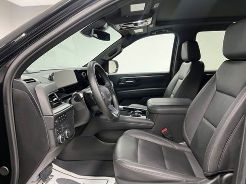 Used 2025 Chevrolet Tahoe Z71 w/ Comfort Package image 21