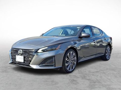 Certified 2023 Nissan Altima 2.5 SL AWD/4WD image 3