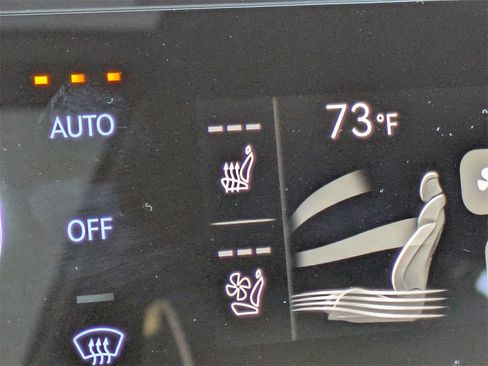 Used 2025 Genesis GV80 3.5T e-SC image 23