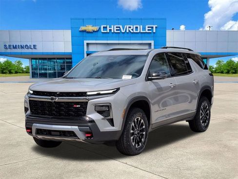 New 2026 Chevrolet Traverse Z71 w/ Driver Confidence Package AWD/4WD image 2