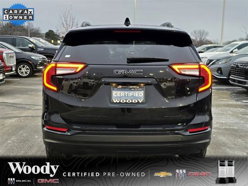 Certified 2022 GMC Terrain SLE w/ Driver Convenience Package image 7