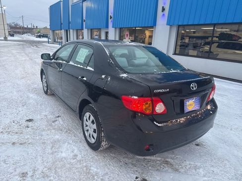 Used 2010 Toyota Corolla image 11
