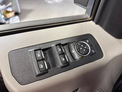 Used 2019 Ford F150 XLT w/ Max Trailer Tow Package AWD/4WD image 11