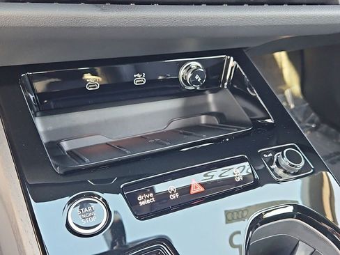 Certified 2025 Audi A5 2.0T Premium w/ Convenience Package image 23