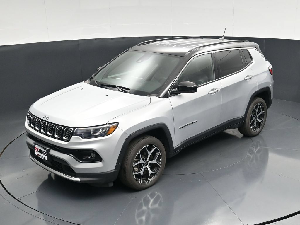 Used 2025 Jeep Compass Limited AWD/4WD image 48