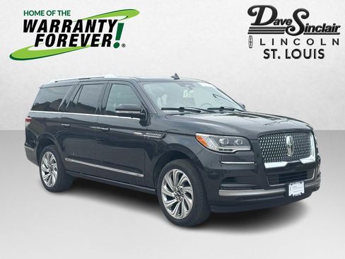 Used 2024 Lincoln Navigator L Reserve AWD/4WD image 1