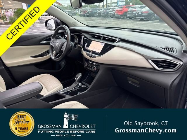 Used 2020 Buick Encore GX Essence w/ Experience Buick Package FWD image 27