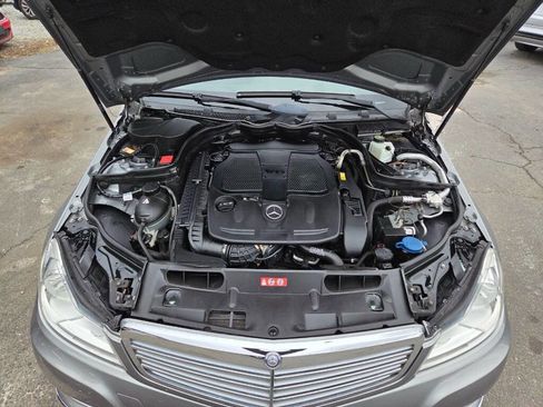 Used 2013 Mercedes-Benz C 300 4MATIC Sedan image 8